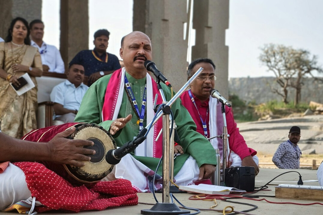 traditional folk singer